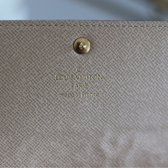 Rare Authentic Vintage Louis Vuitton Lace Embroidered Wallet - Picture 8 of 15